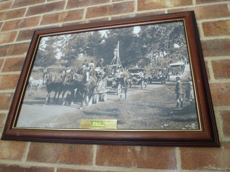 Virtual War Memorial Kersbrook Memorial Gates, Kersbrook, South